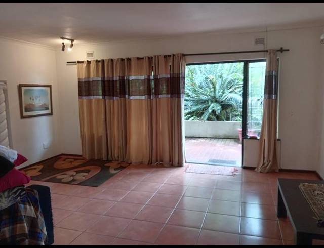 6 BEDROOM PROPERTY TO RENT IN SCOTTBURGH SOUTH